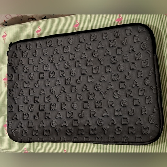 EUC Marc Jacobs Blue Signature Puffer Oversize Laptop Sleeve Pouch School Work - Picture 2 of 9